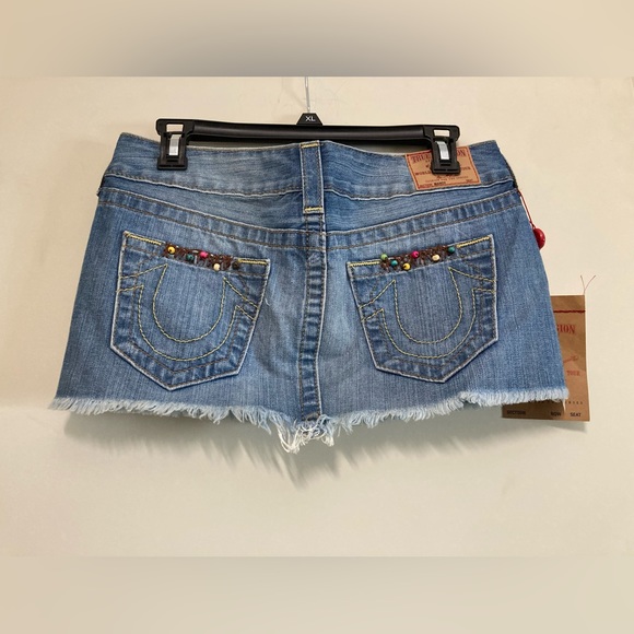True Religion Women’s Mandy Mini Skirt Hand Beaded - Picture 2 of 14